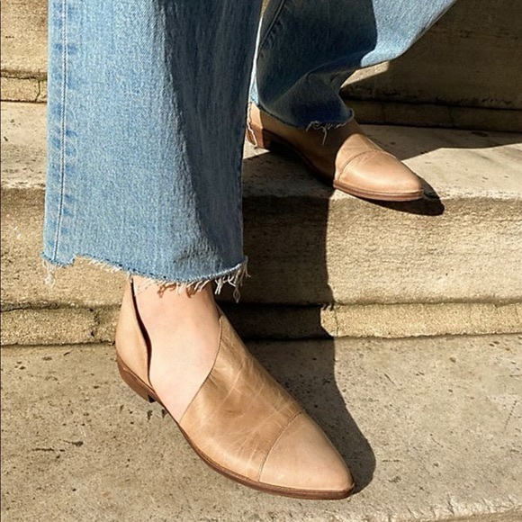 Free People Royale Flat Leather Shoes Brown Distressed Slip-On – Size 39/9 - Picture 1 of 8